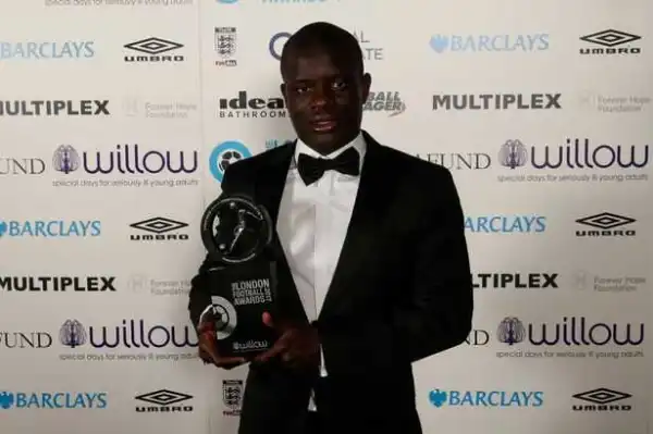 Amazing !! Chelsea Star Kante Crowned The Premier League Player Of The Year At The London Football Awards [Photos]